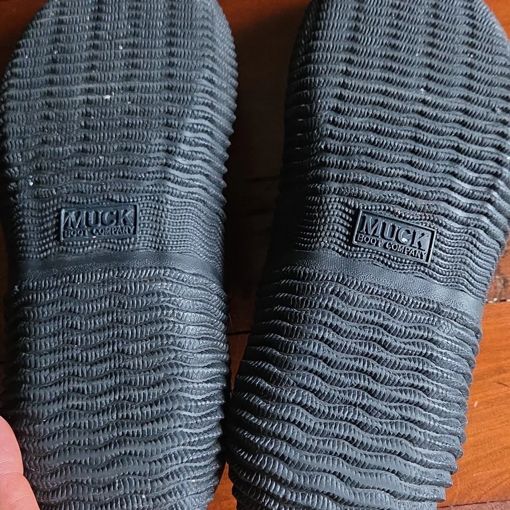 Muck Boots Clogs Mens 7.5/8 Womens 9/9.5